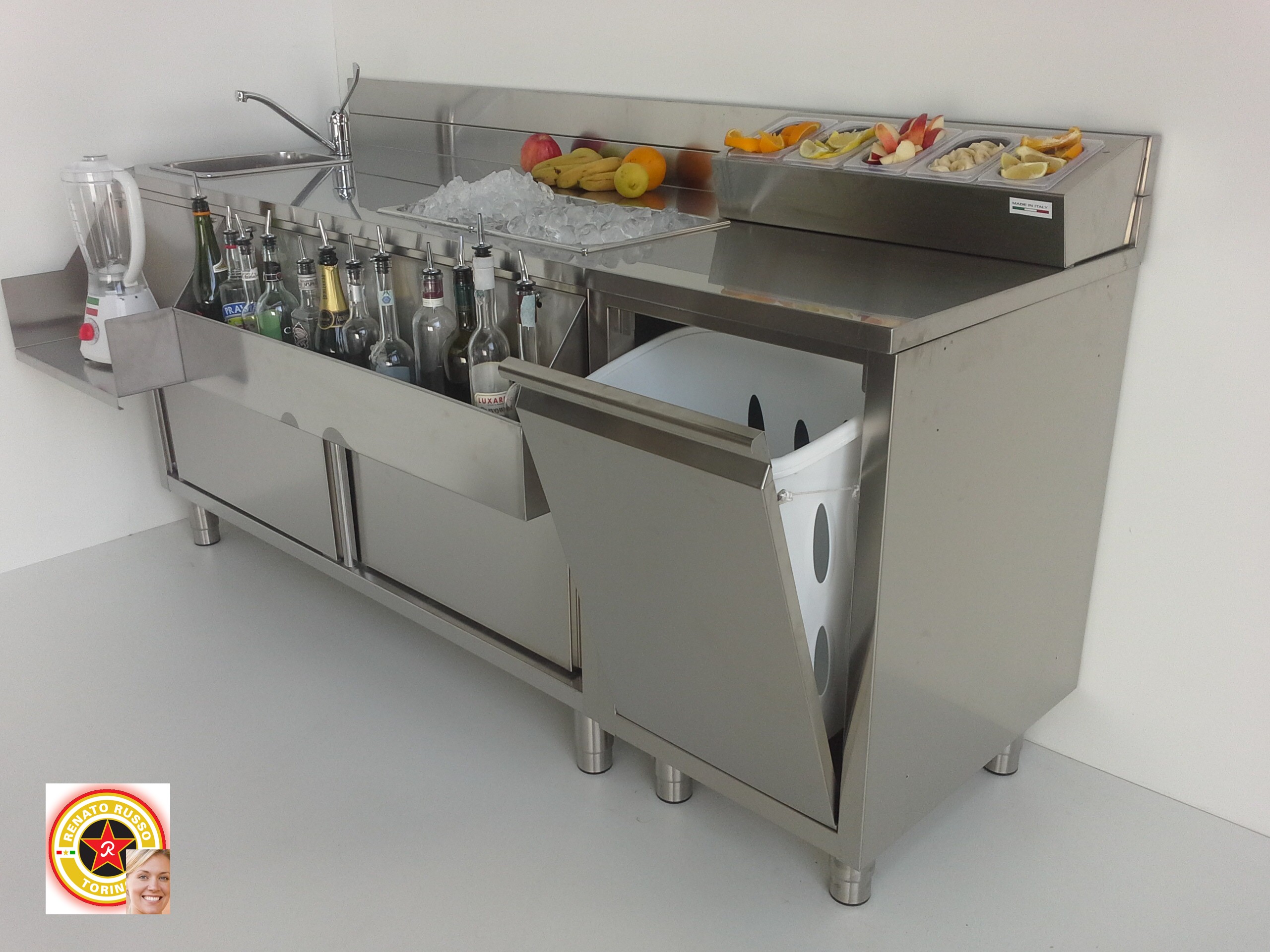 Arredamenti per Bar, Ristoranti, Banchi Frigo, Banchi Bar, Vetrine  Refrigerate, Buffet per Self Service, Attrezzature per Ristoranti e Bar,  Banchi Pizza, Workstation per Cocktail, Banchi per Macchina Caffè,  Lavabicchieri, Lavastoviglie, Cucine per